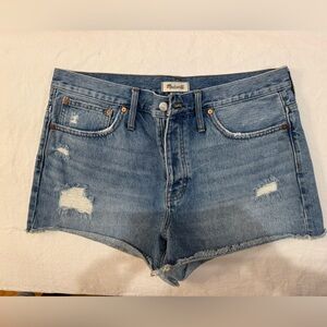 Madewell relaxed High-Rise Distressed Denim Shorts - Blue 31